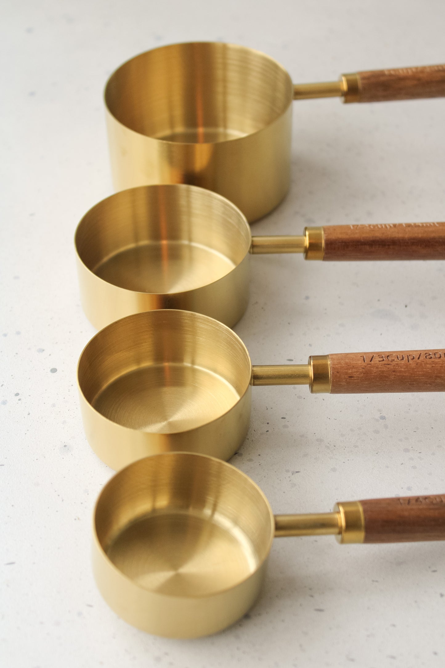Tazas y Cucharas Medidoras