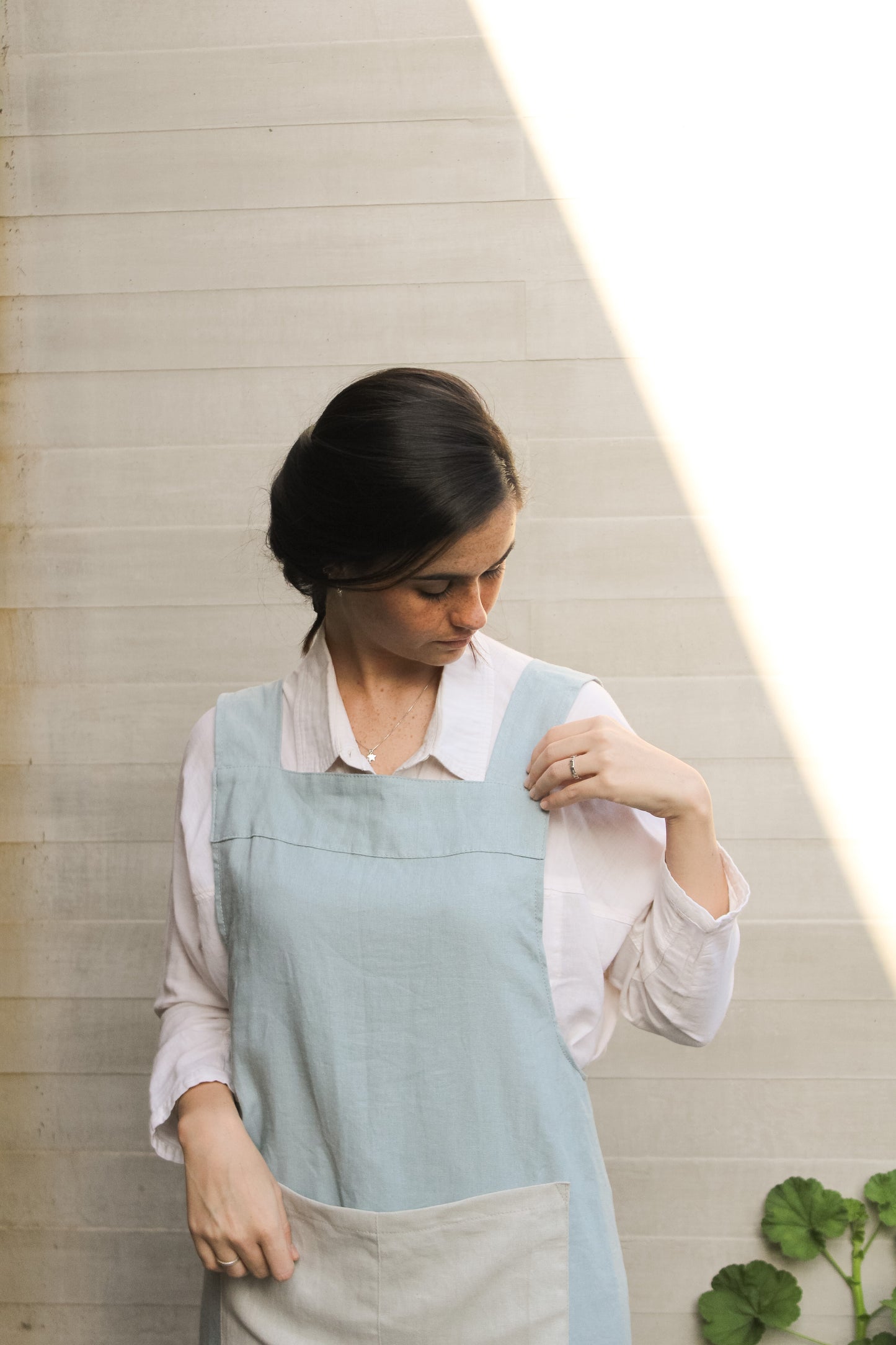 Delantal Lino Celeste