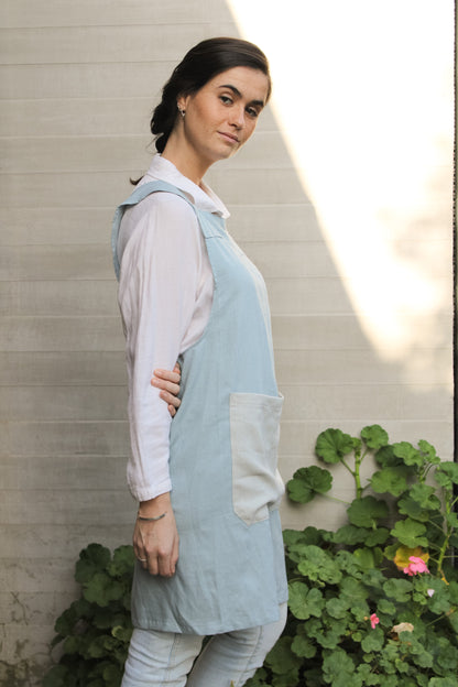 Delantal Lino Celeste